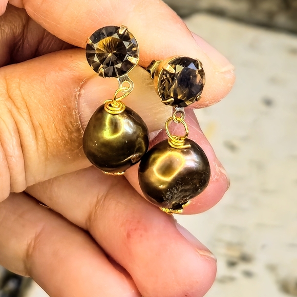 Natural Brown Smoky Quartz 3.4 TW Carats  & Chocolate Pearl Earrings Gold Plated - Picture 5 of 7